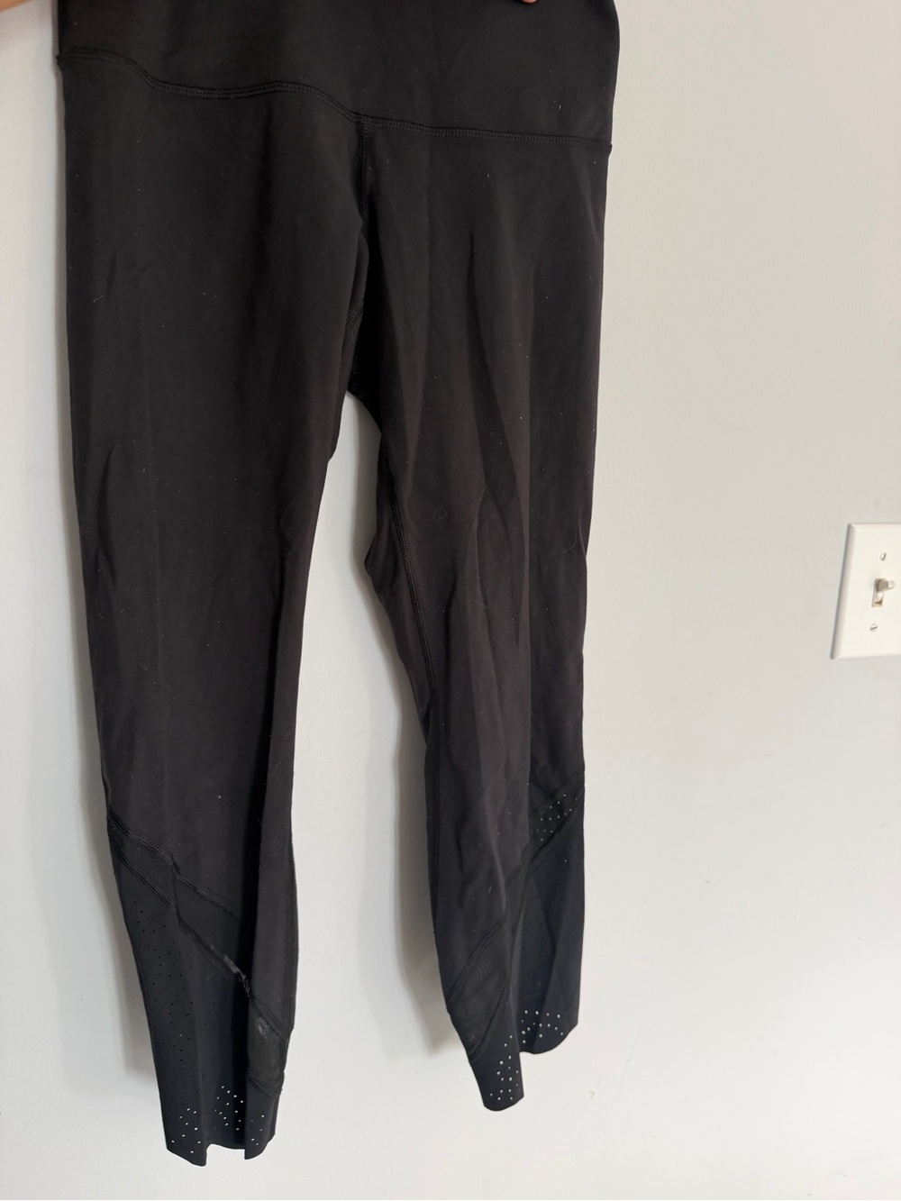 Lululemon capri cut off legging size 6
